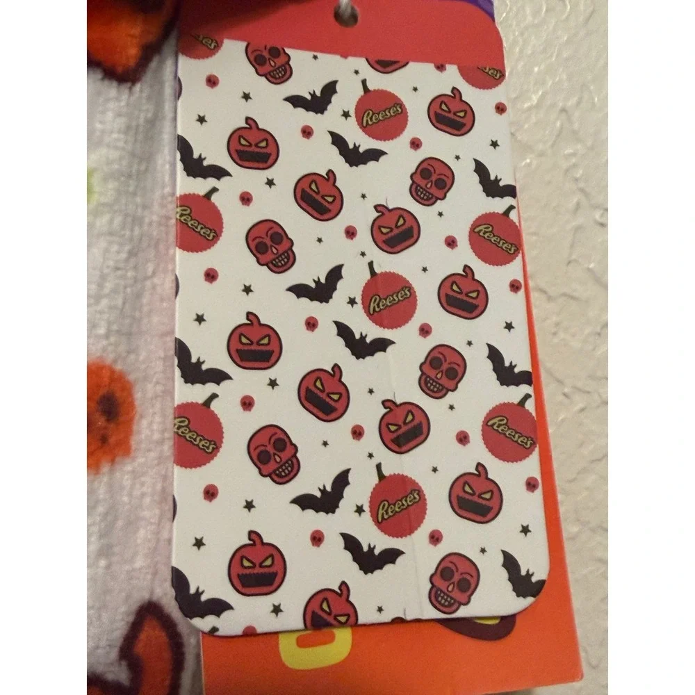 Reeses Halloween Oversized Plush Throw Blanket Pumpkin Skull Bat 60x70 NEW